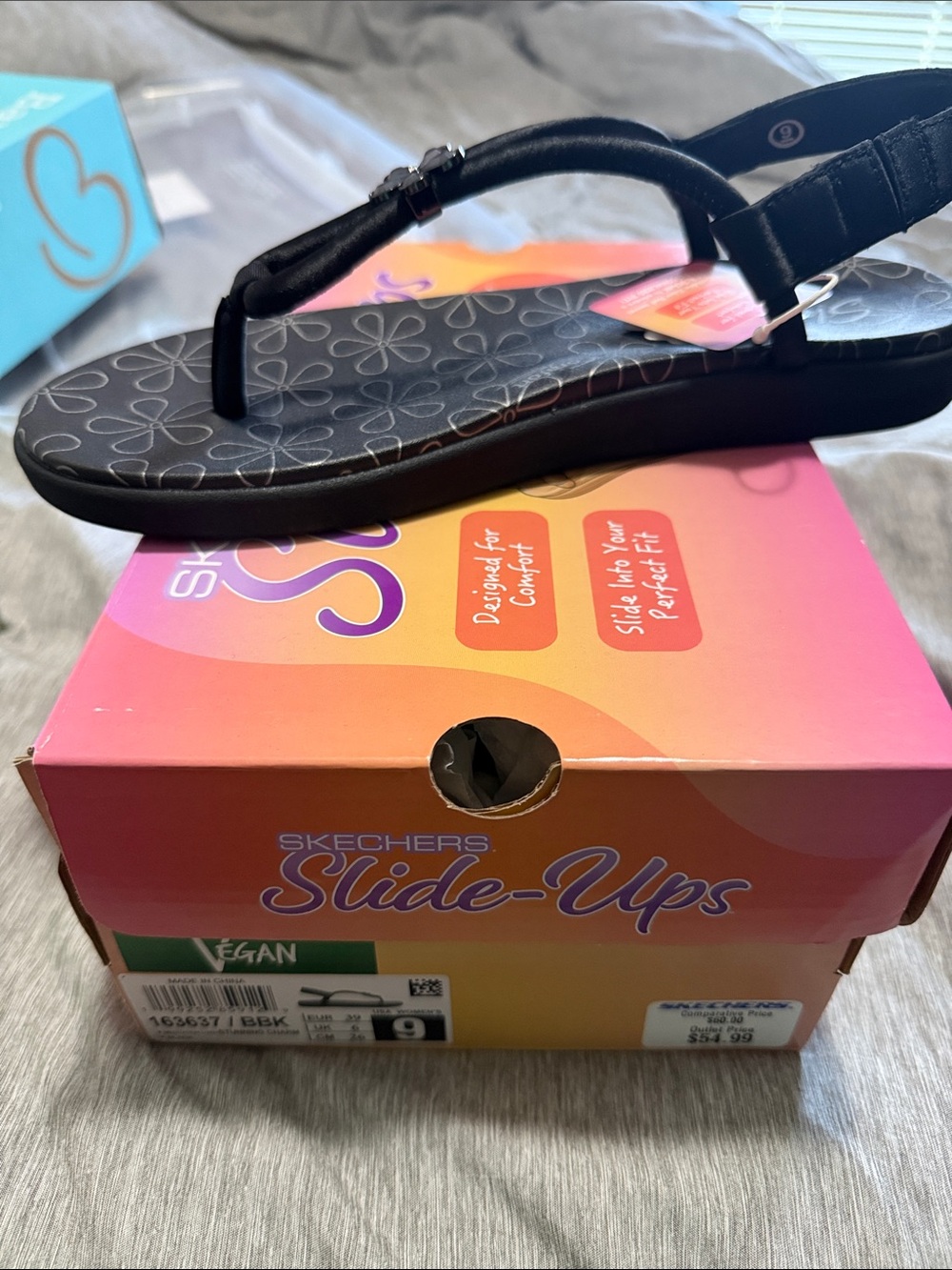 Skechers Black Slide-Up Thong Sandals with Floral Insole